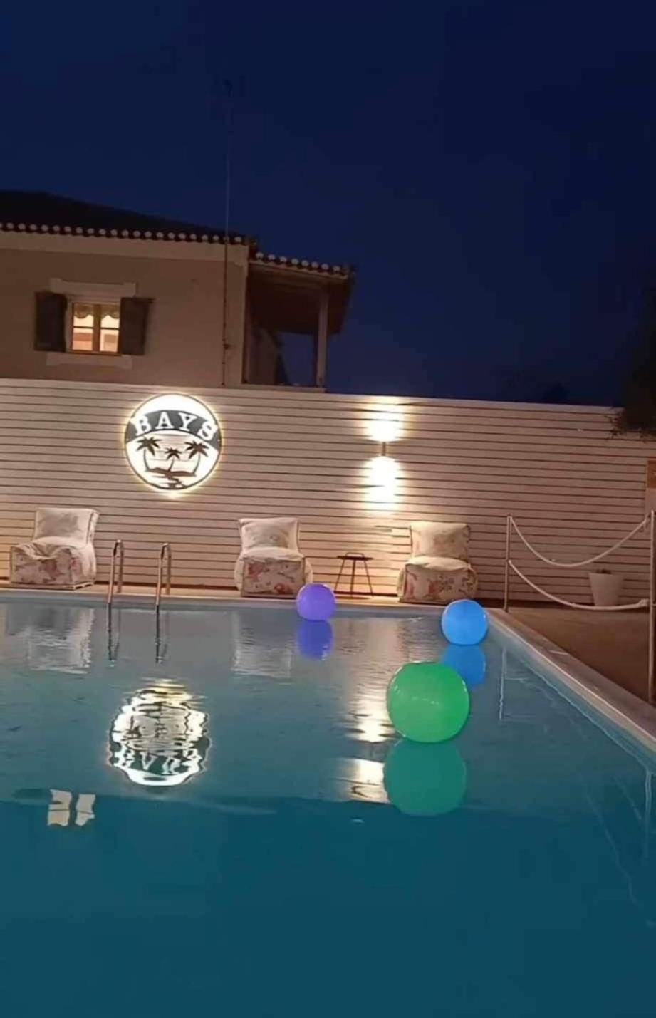 Bay'S Aparthotel Spetses Town Exterior photo