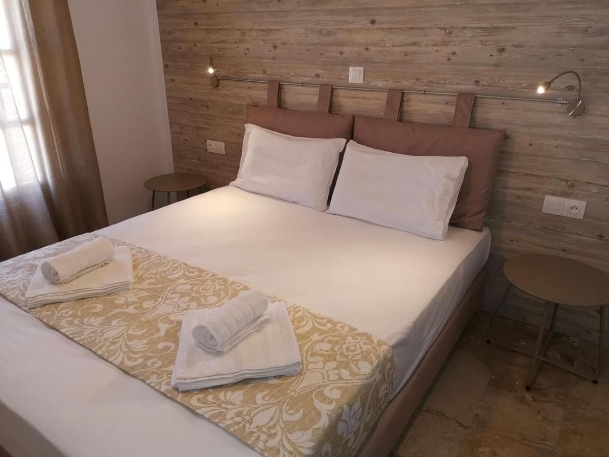 Bay'S Aparthotel Spetses Town Exterior photo